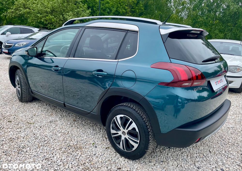 Peugeot 2008 PureTech 130 GPF Stop&Start Allure - 21