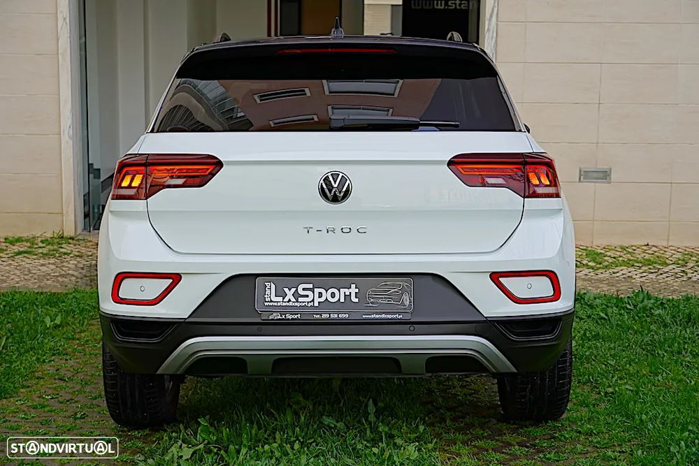 VW T-Roc 1.5 TSI Urban DSG - 13