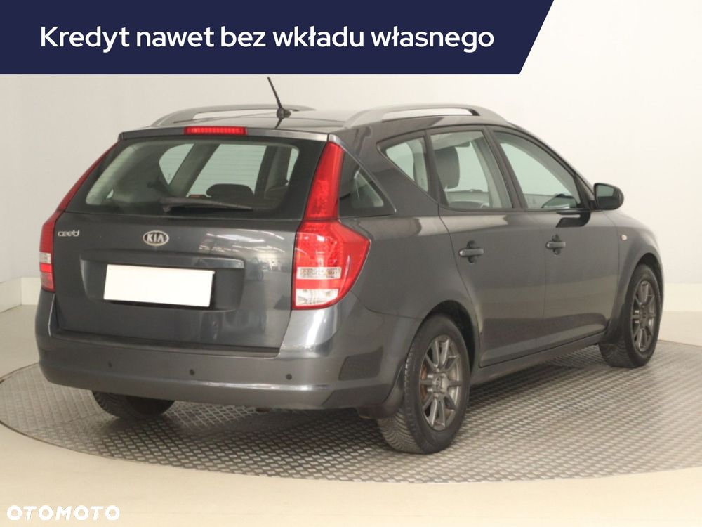 Kia Ceed - 7