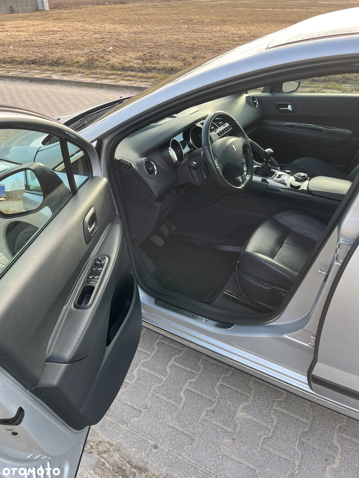 Peugeot 3008 1.6 HDi Premium - 19