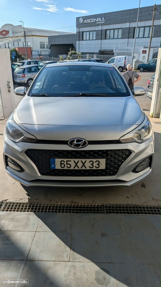 Hyundai i20