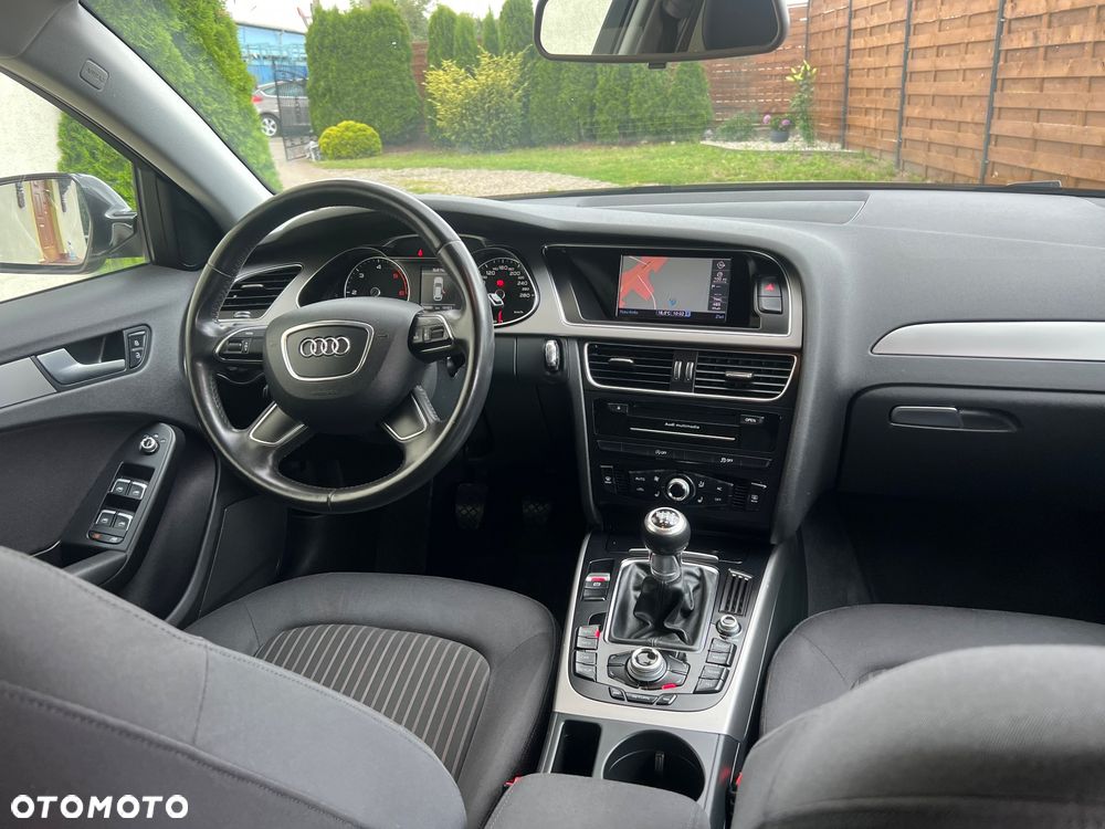 Audi A4 Avant - 14
