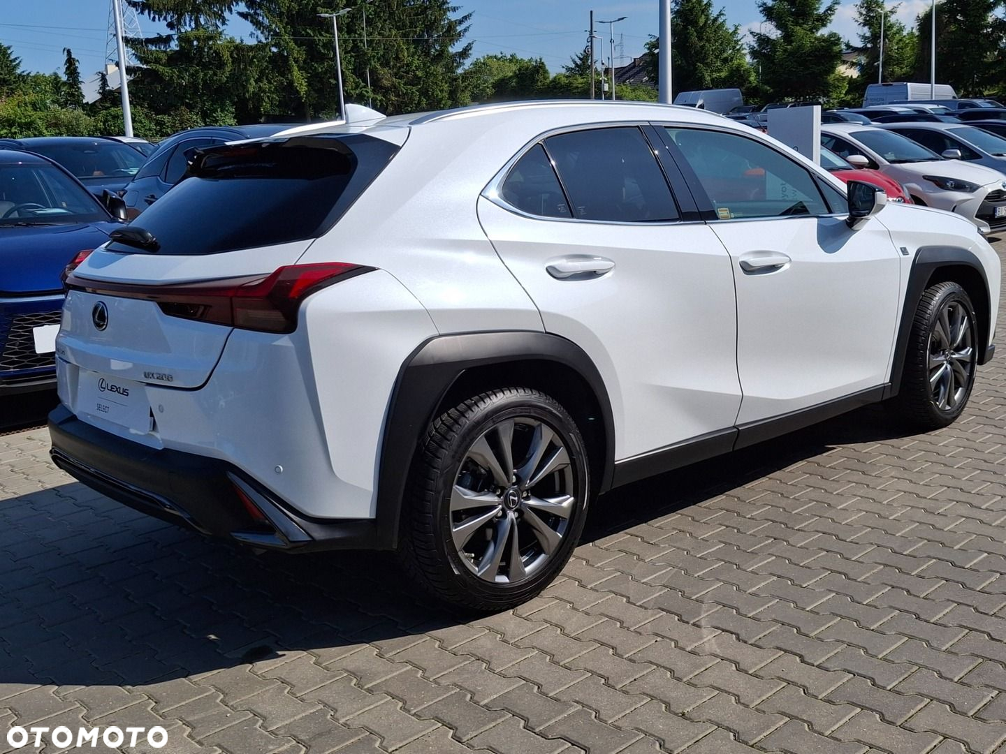 Lexus UX 200 GPF F Sport Design 2WD - 28