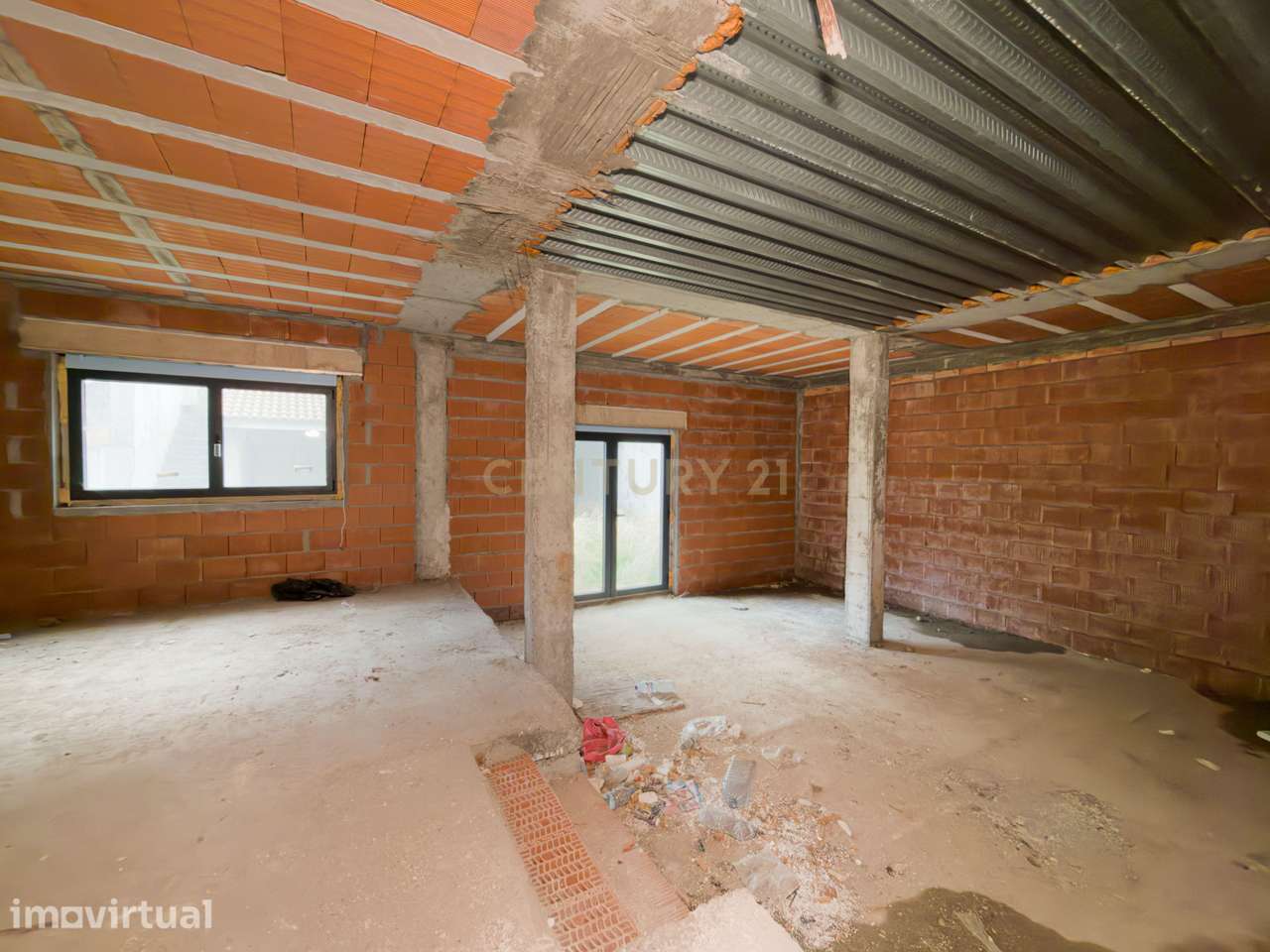 Moradia T4 em construção na cidade de Bragança - Grande imagem: 2/22