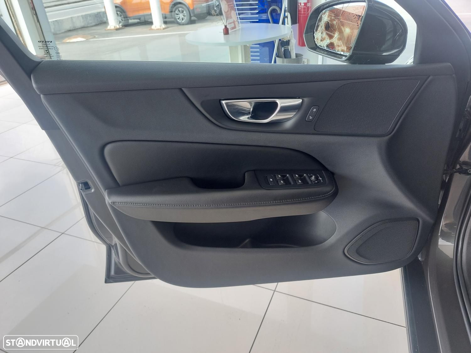 Volvo V60 2.0 T6 AWD TE Inscription Expression - 15