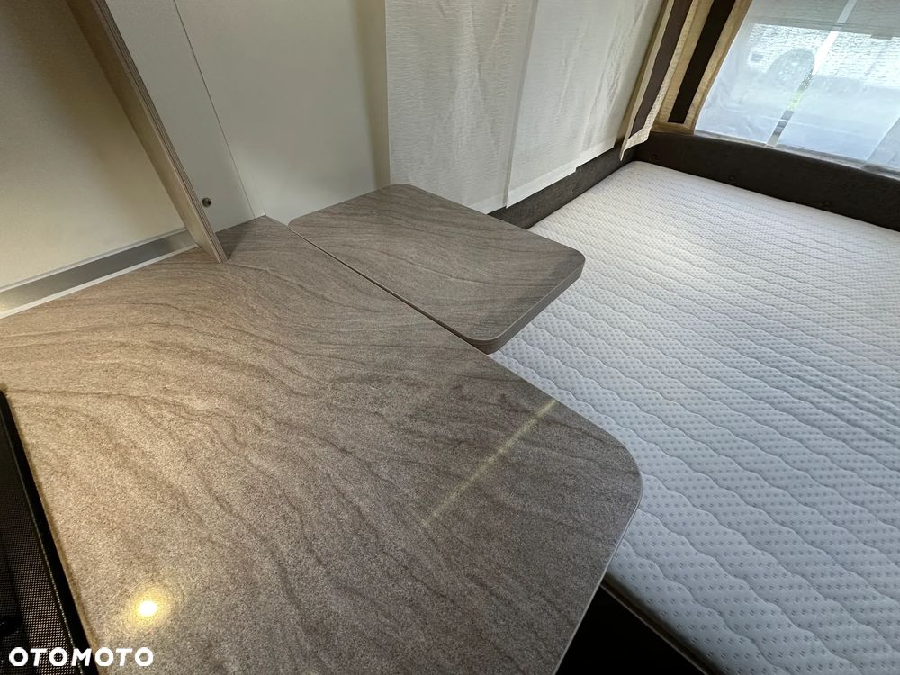 Burstner 460 TS AVERSO  z markizą kasetową THULE. GWARANCJA !!! - 30