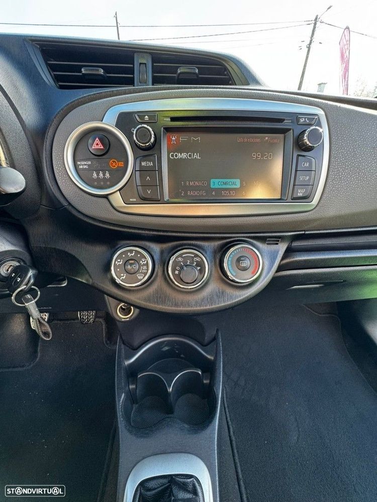 Toyota Yaris 1.33 VVT-i Sport+Navi - 18