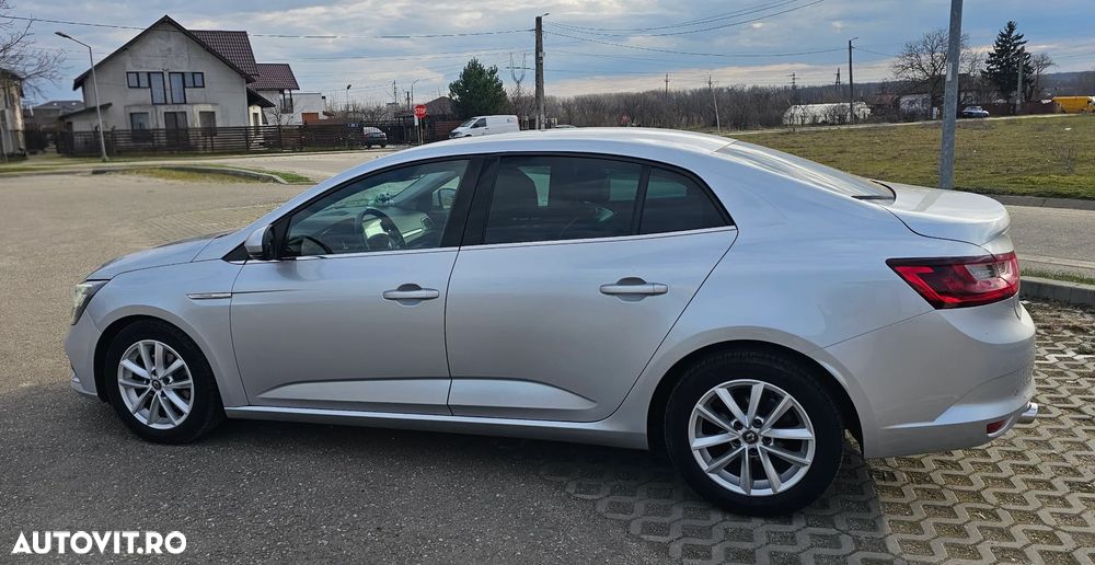 Renault Megane ver-energy-tce-intens - 3