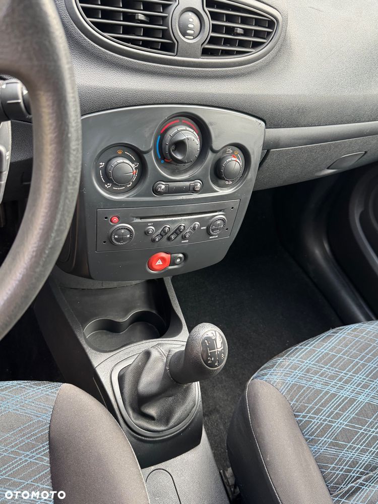 Renault Clio 1.2 16V All Inclusive - 15