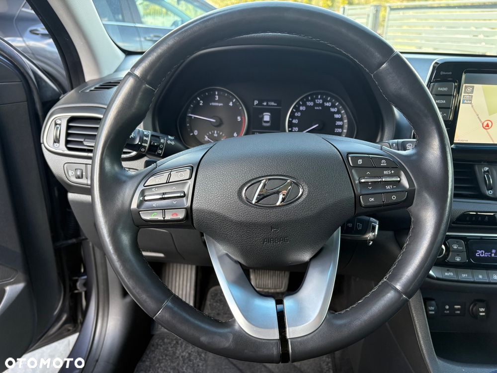 Hyundai i30 i30cw 1.6 CRDi Automatik Trend - 5