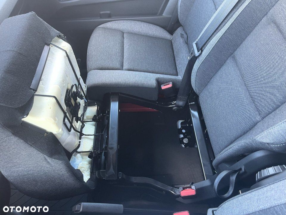 Nissan Interstar - 17