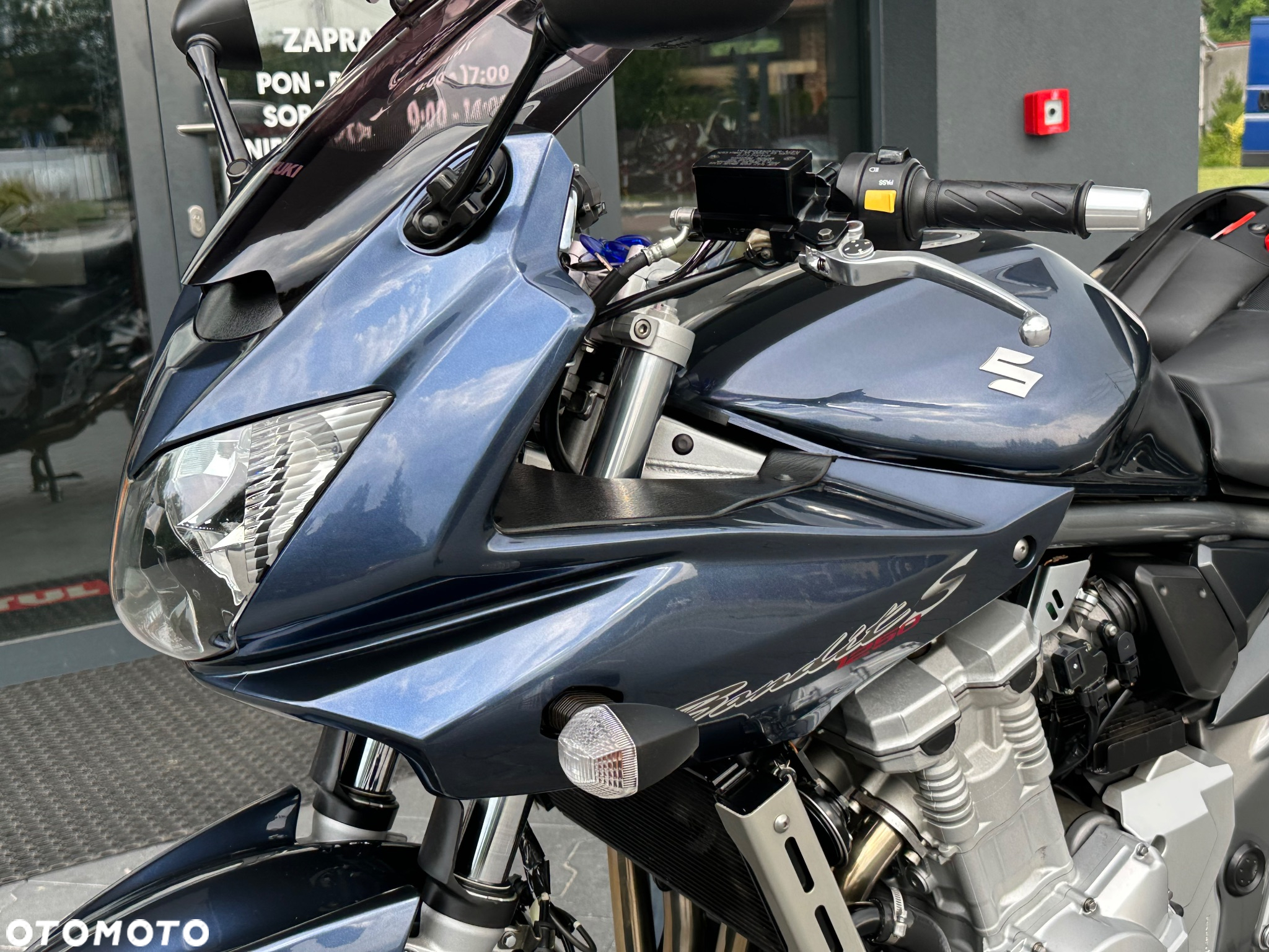 Suzuki Bandit - 34