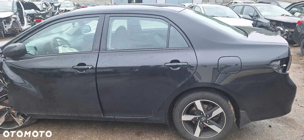 Toyota COROLLA E15 209 drzwi lewy tył komplet - 1