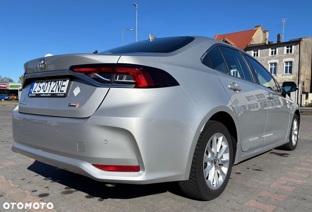 Toyota Corolla 1.6 Executive - 6
