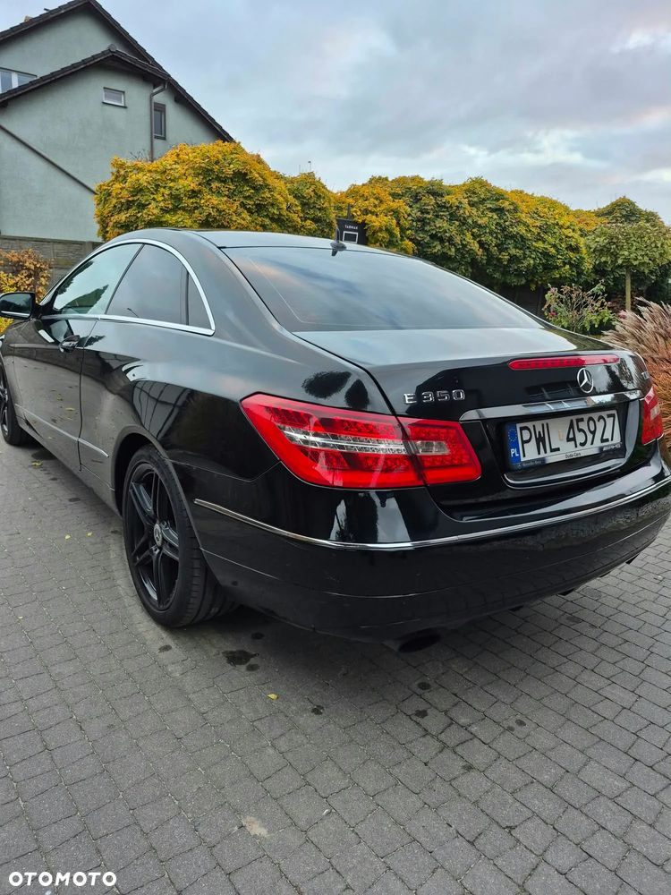 Mercedes-Benz Klasa E 350 CDI BlueEff - 13