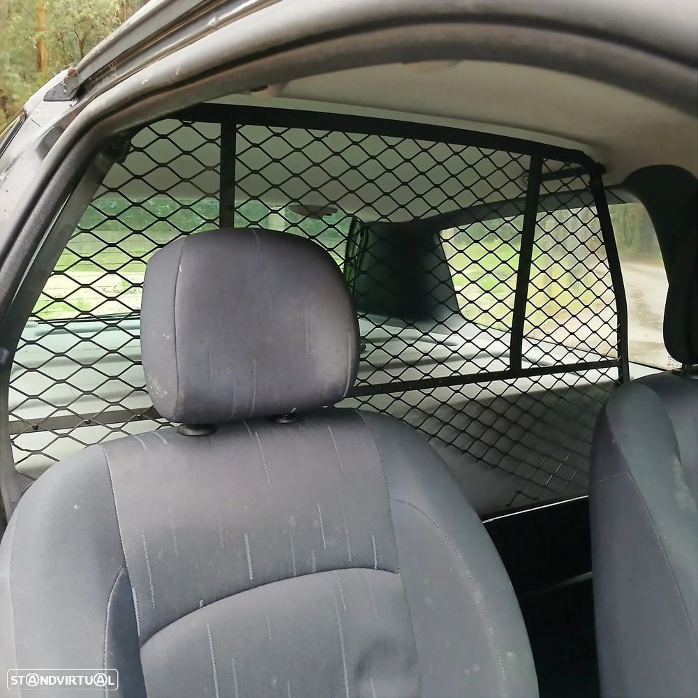 Renault Clio II 1.5 DCI de 2002 – Peças Usadas (10121) - 11