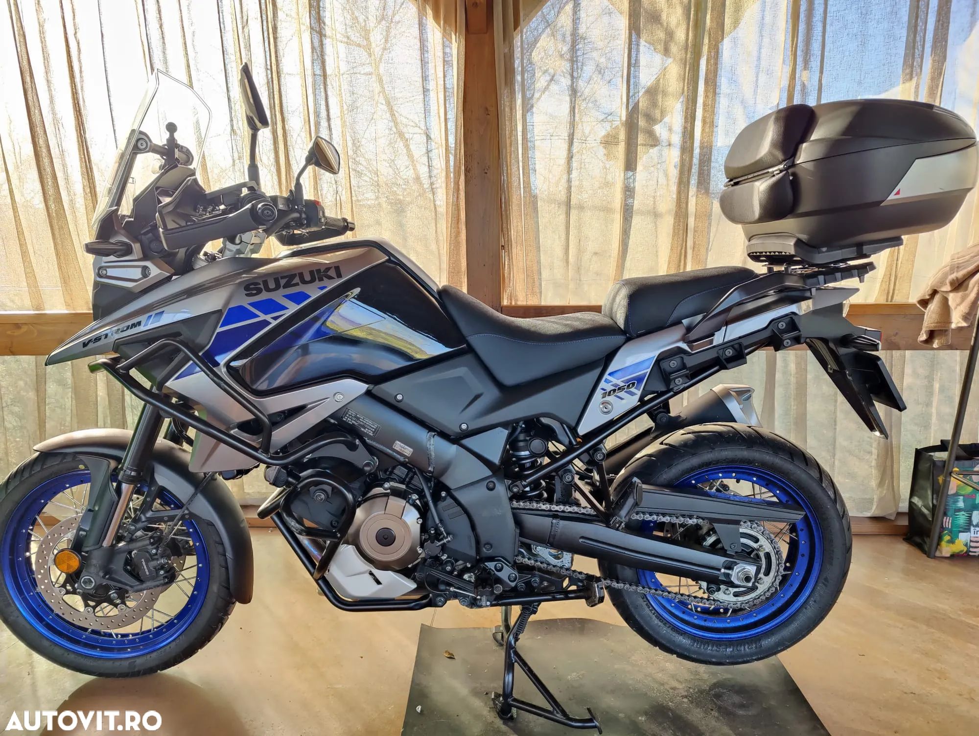 Suzuki V-Strom 1050XT - 1
