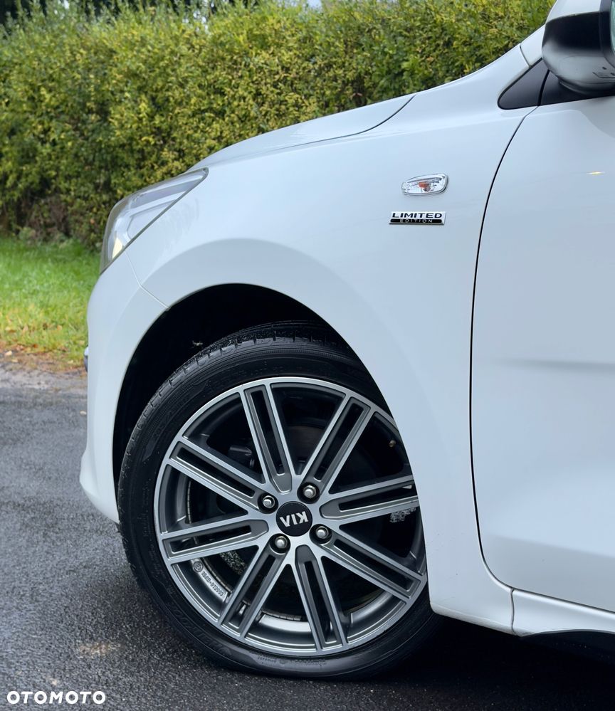 Kia Rio 1.0 T-GDI 100 Dream-Team Edition - 28