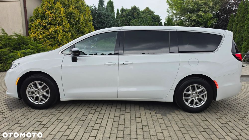 Chrysler Pacifica - 6