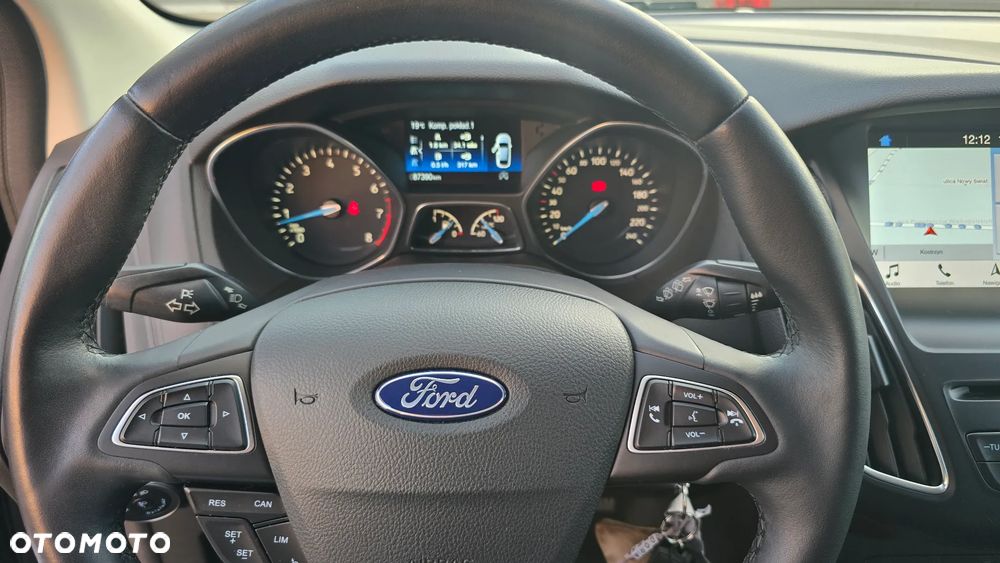 Ford Focus 1.0 EcoBoost Gold X (Trend) - 33