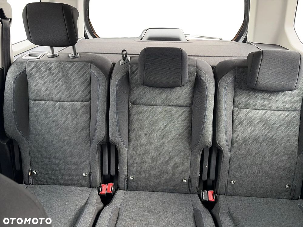 Peugeot Rifter 50kWh Allure - 14