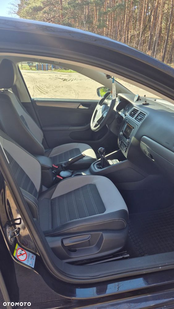Volkswagen Jetta 1.4 TSI Highline - 10