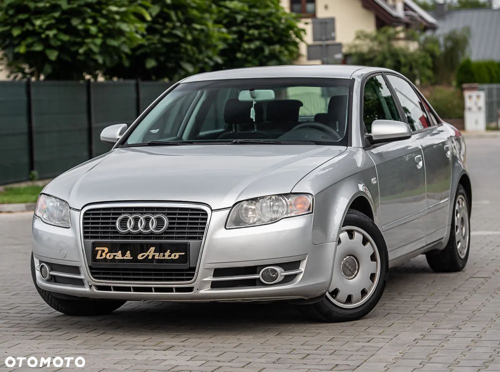 Audi A4 Limousine - 5