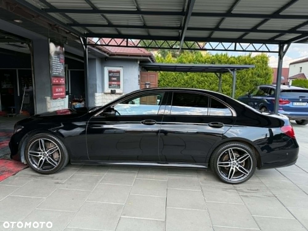 Mercedes-Benz Klasa E 200 4-Matic 9G-TRONIC - 7