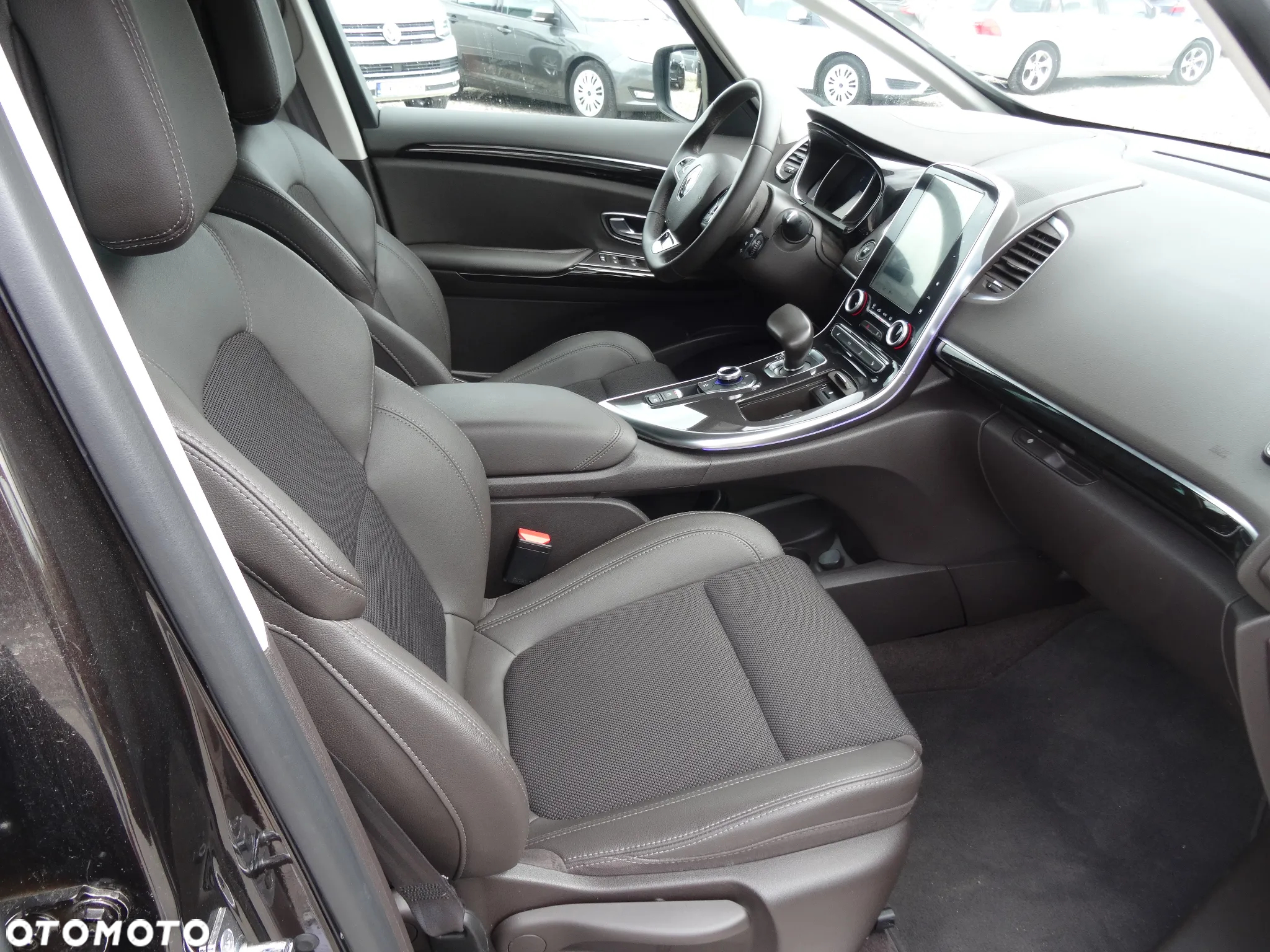 Renault Espace 1.8 TCe Energy Initiale Paris EDC 7os - 17