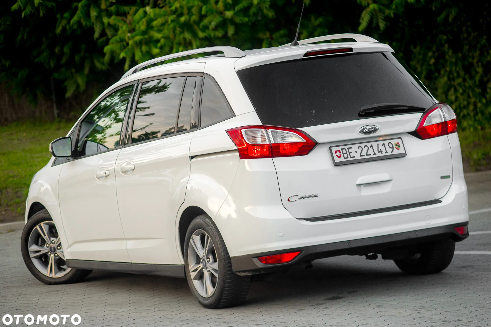 Ford Grand C-MAX - 10