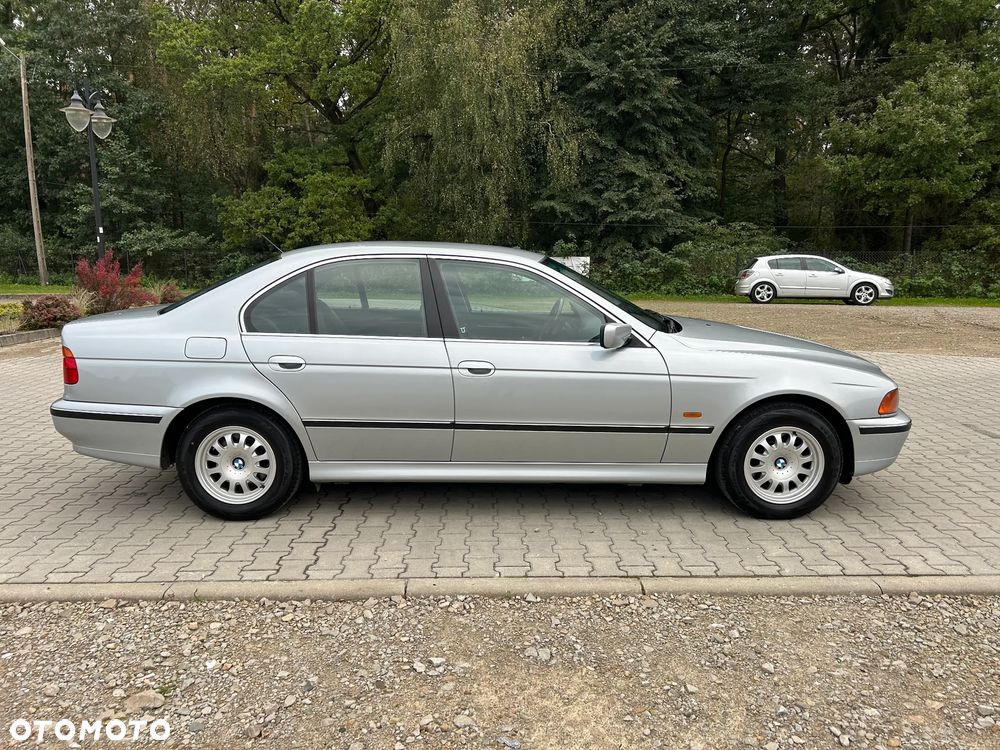 BMW Seria 5 525tds - 13