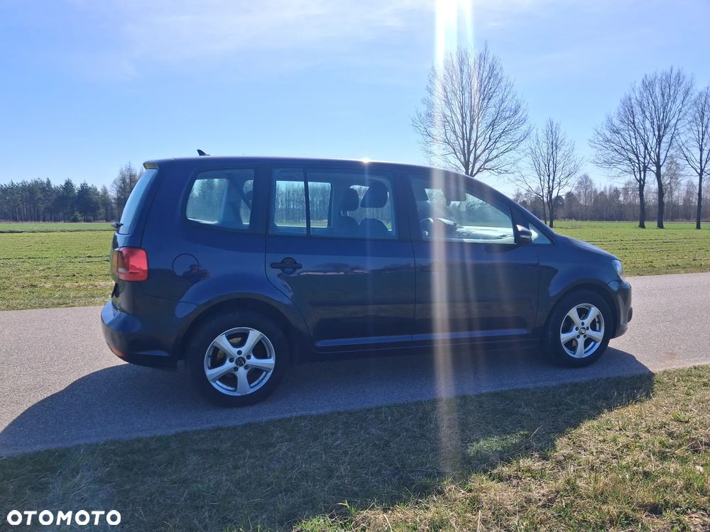 Volkswagen Touran 1.6 TDI DPF Comfortline - 16