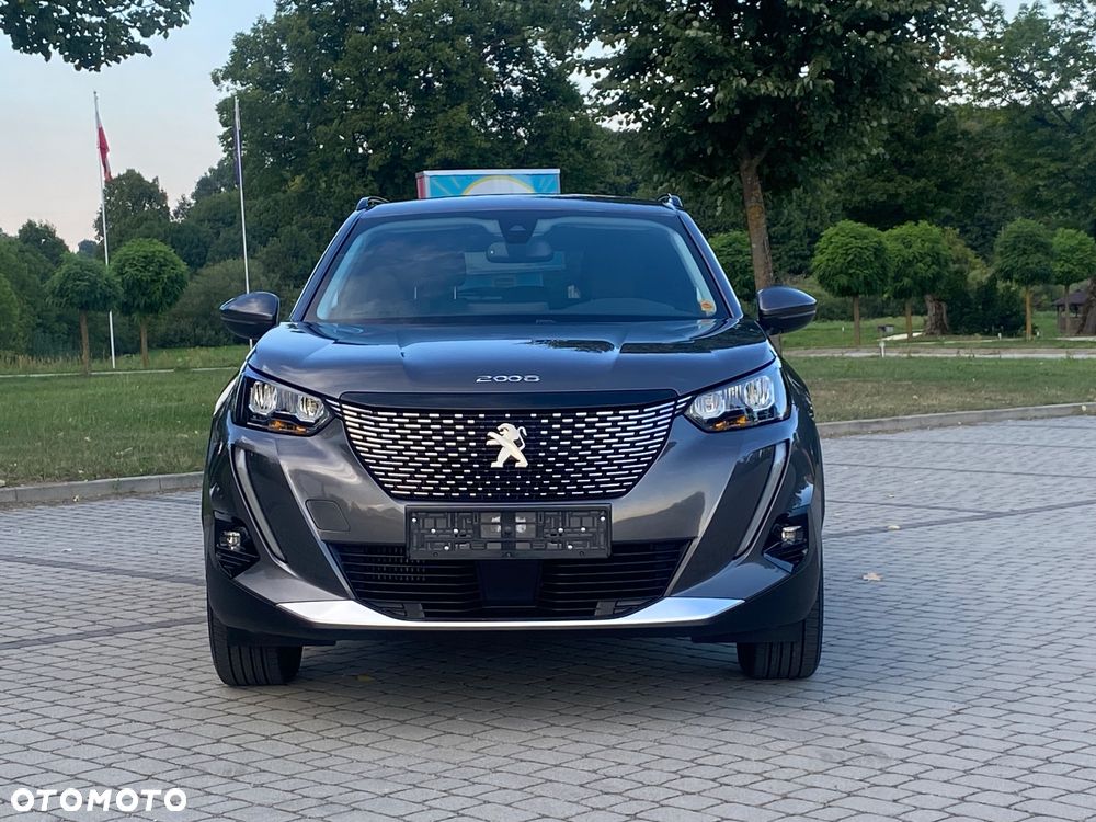 Peugeot 2008 1.5 BlueHDi Allure S&S EAT8 - 4