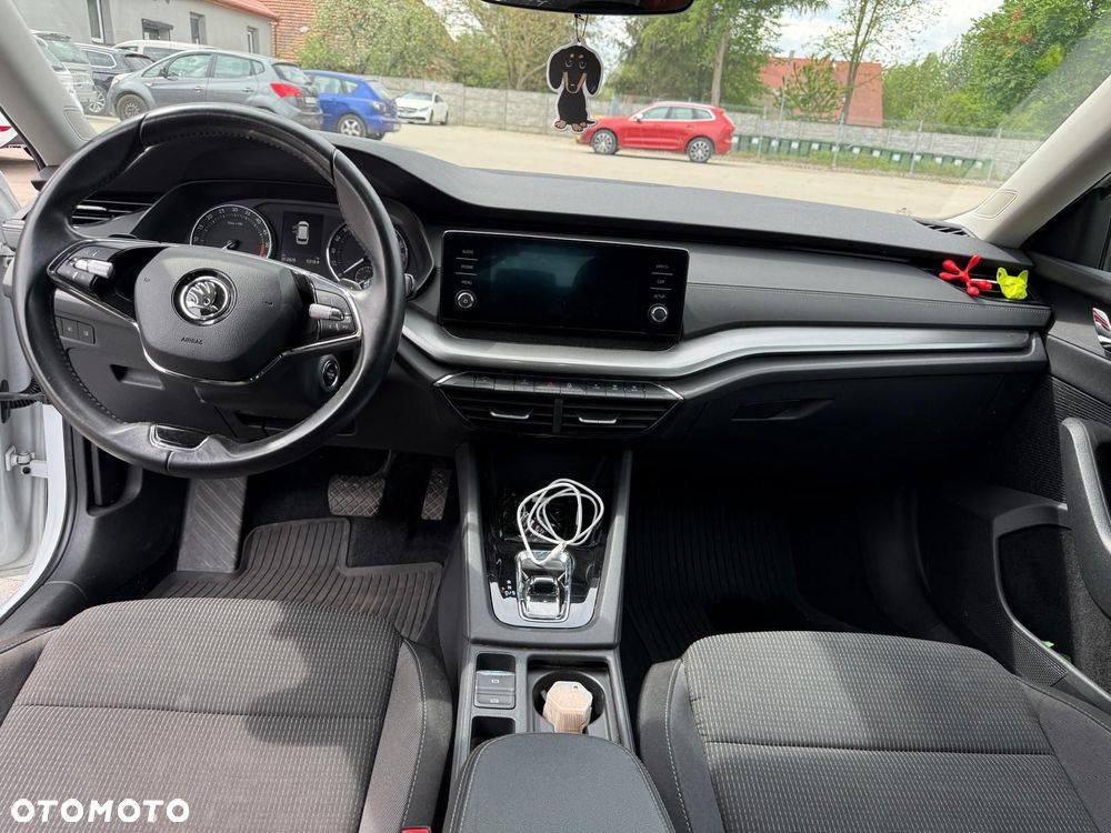 Skoda Octavia 2.0 TDI Drive DSG - 9