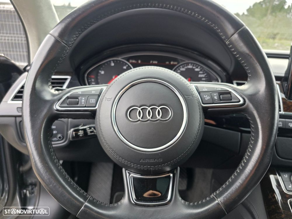 Audi A8 - 19