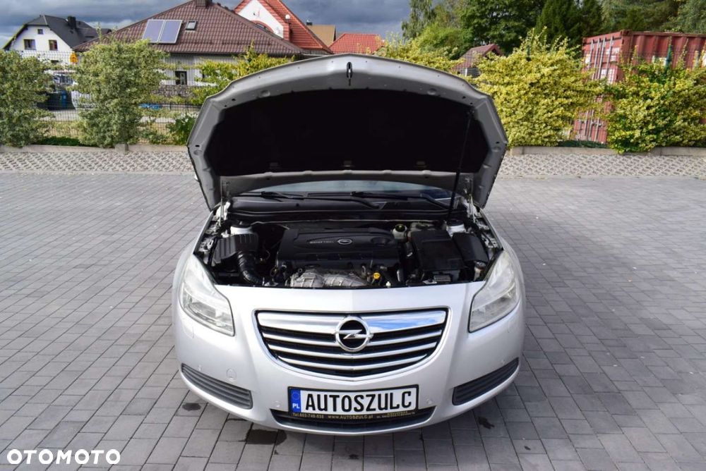 Opel Insignia - 15