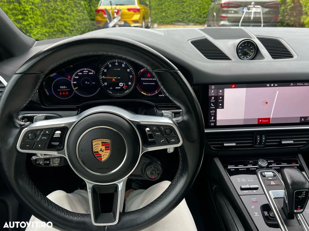 Porsche Cayenne - 15