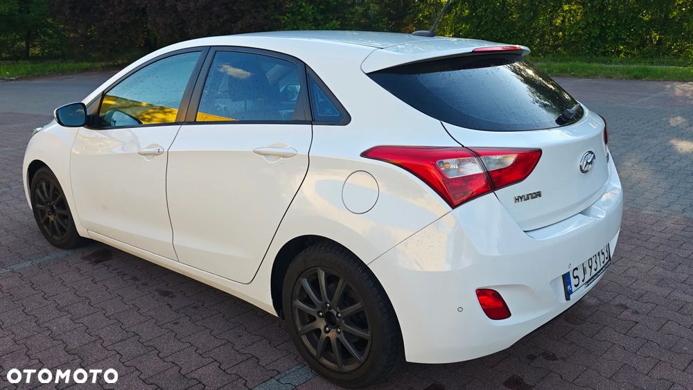 Hyundai i30 1.6 CRDi BlueDrive Comfort - 4