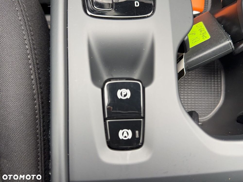 Volvo XC 40 - 28