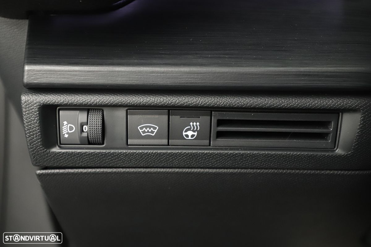 Citroën C5 X 1.2 PureTech Plus EAT8 - 17