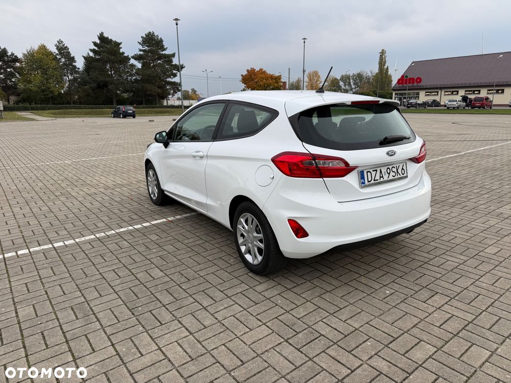 Ford Fiesta 1.1 S&S TREND - 4