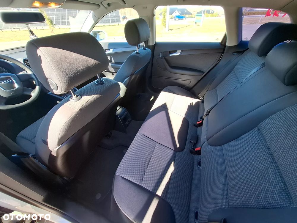 Audi A3 Sportback 2.0 TDI Ambiente - 15