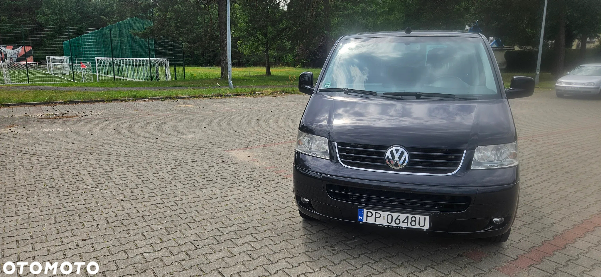 Volkswagen Multivan - 2