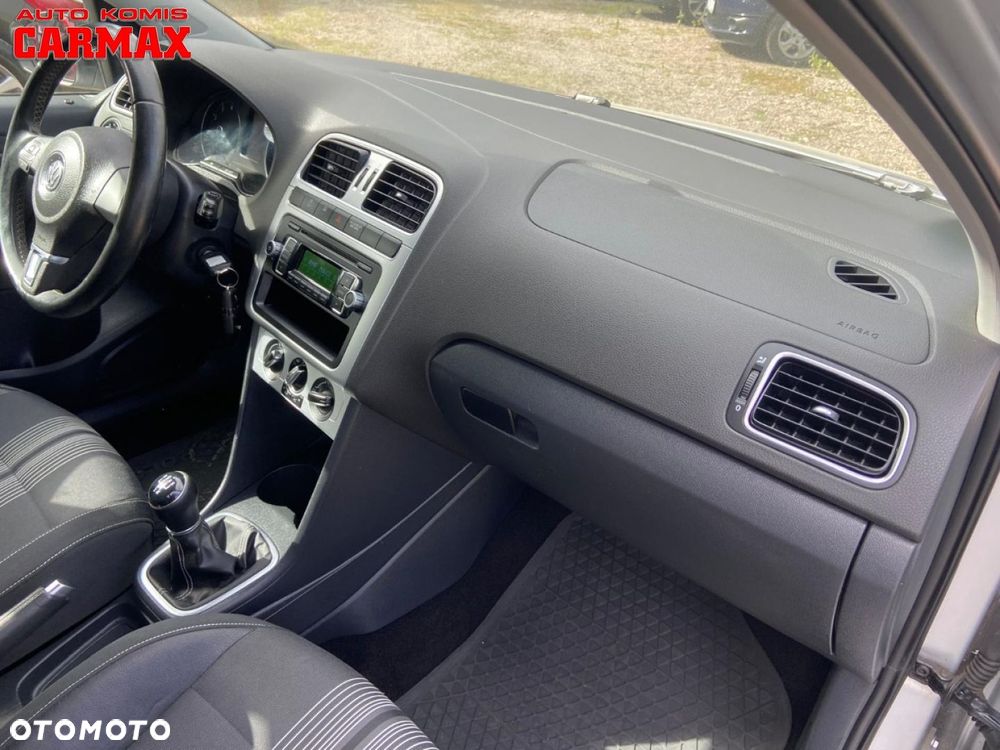 Volkswagen Polo - 17