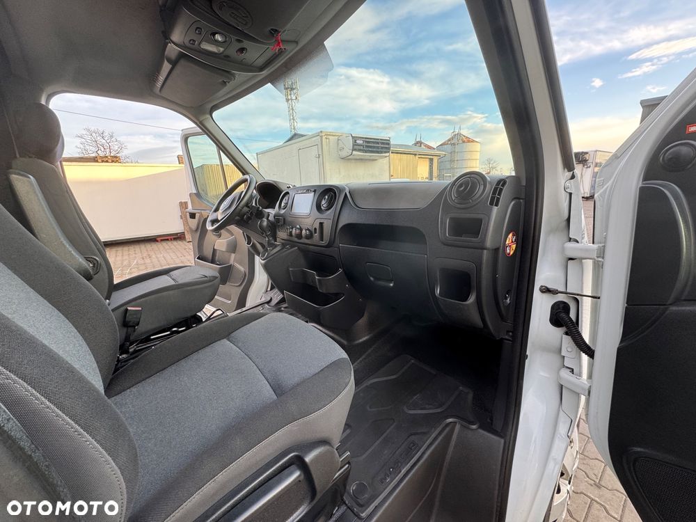 Renault Master - 17