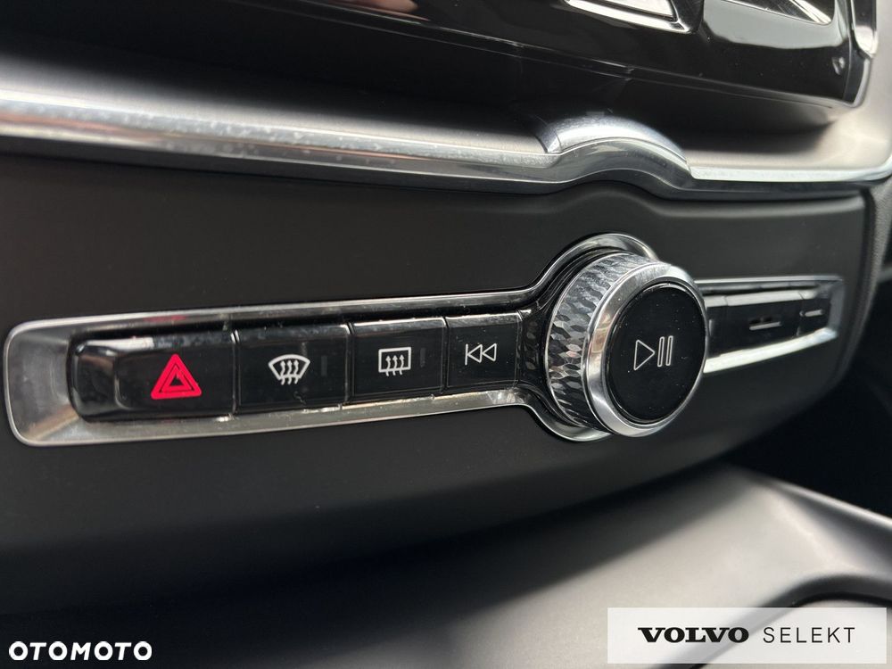 Volvo XC 60 - 18