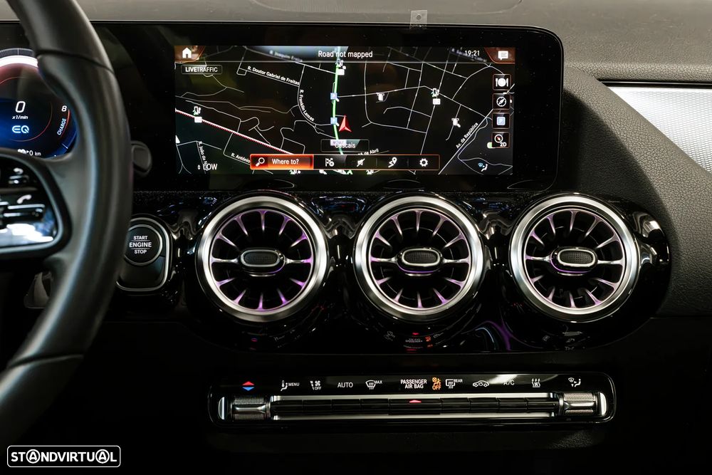 Mercedes-Benz GLA 250 e Progressive - 17