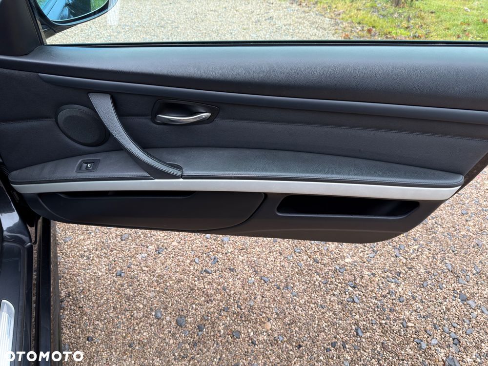 BMW Seria 3 - 29