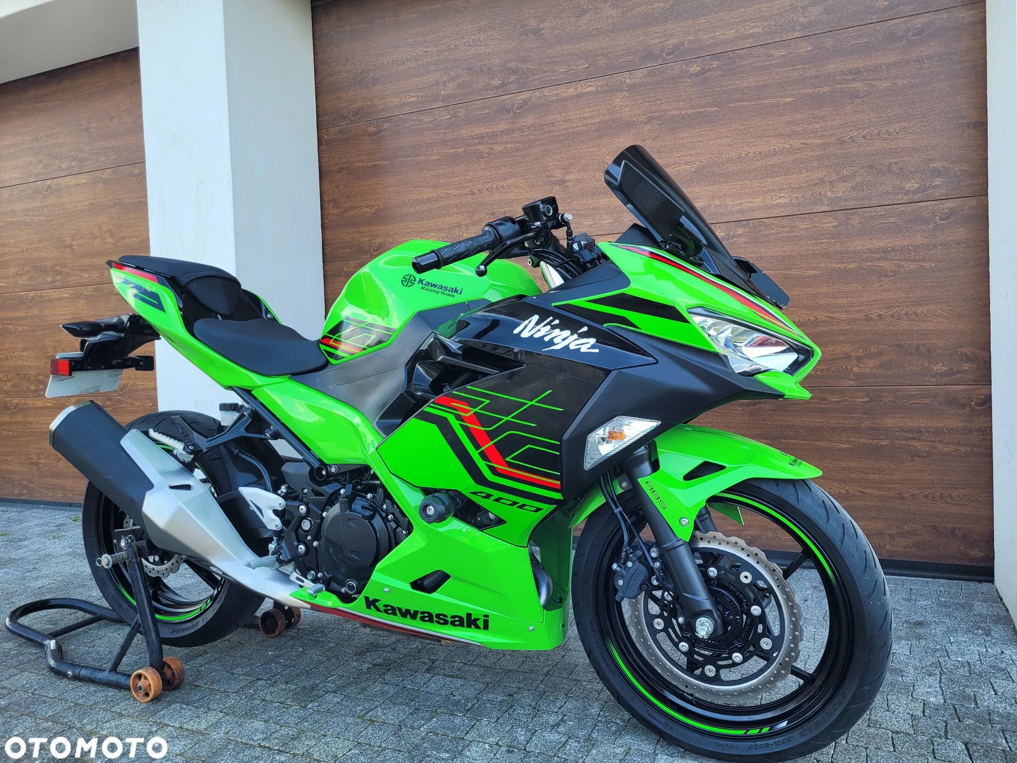 Kawasaki Ninja 400 - 1