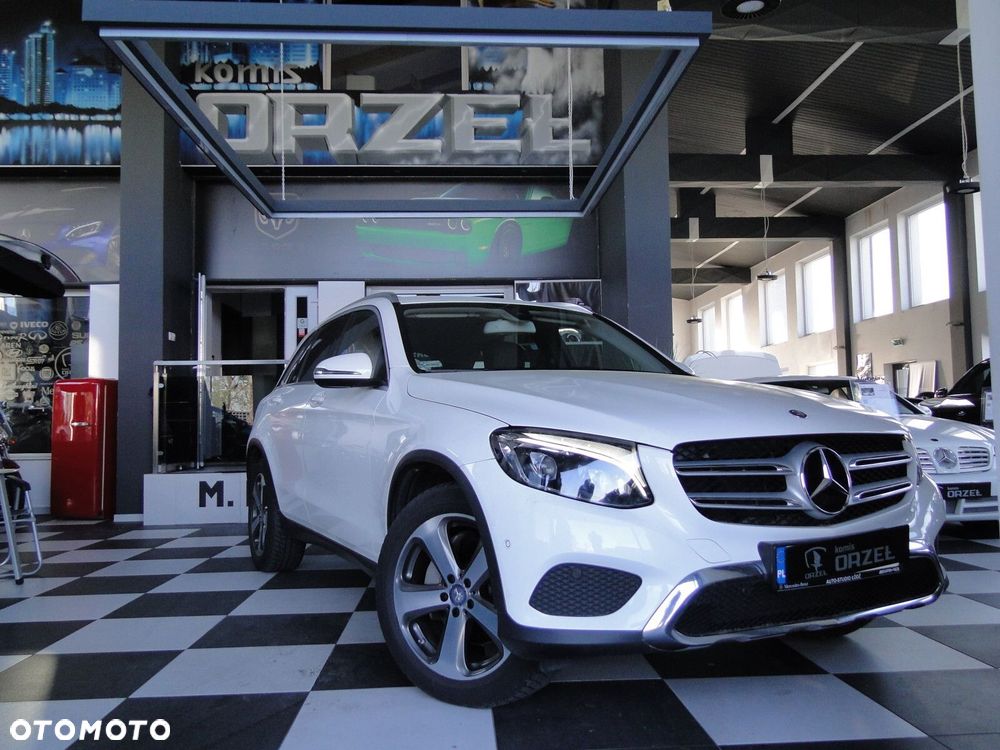 Mercedes-Benz GLC - 1